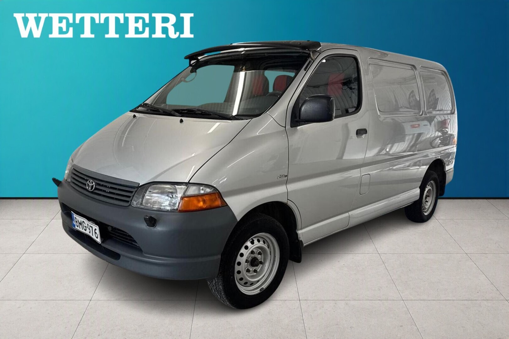 TOYOTA Hiace 1