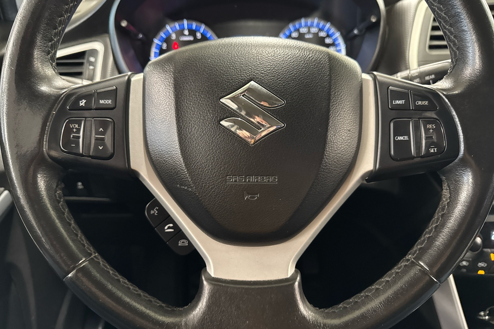 SUZUKI SX4 S-Cross 2013