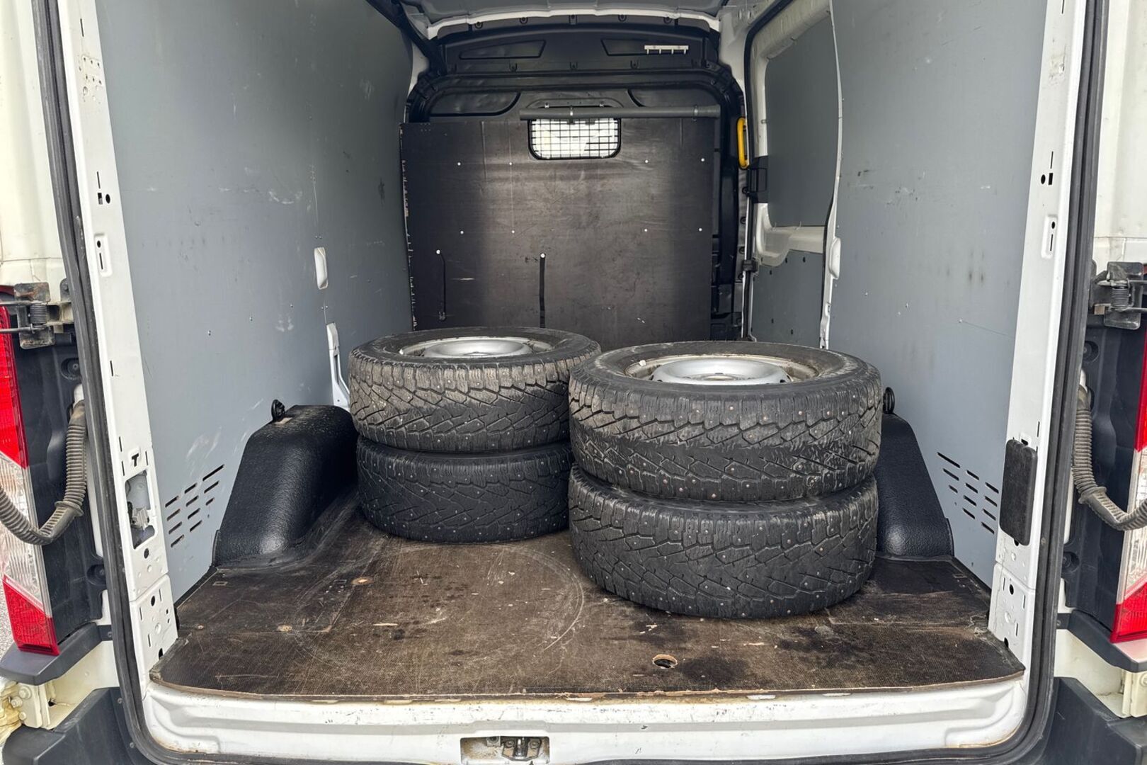 FORD Transit 11