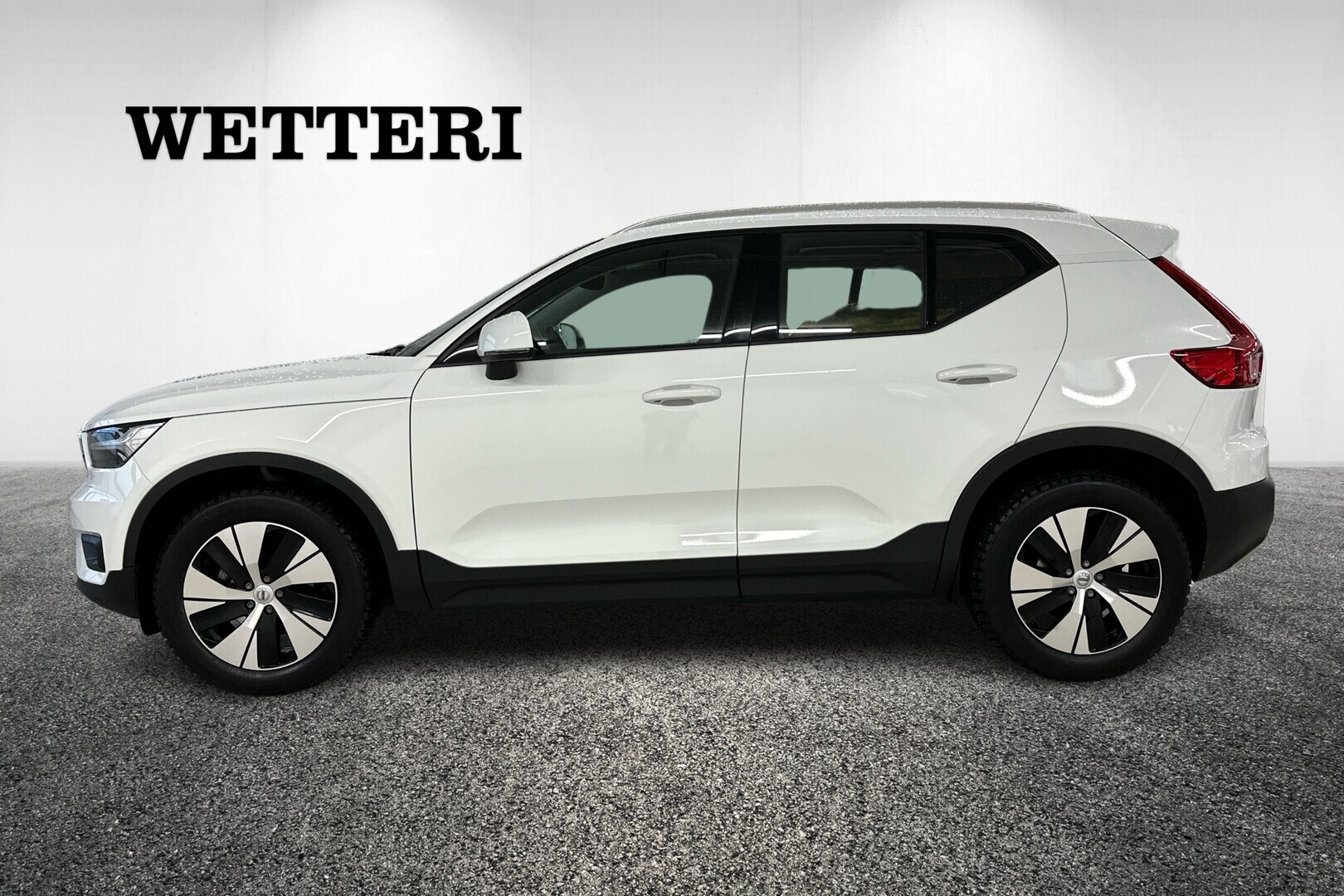 VOLVO XC40 2021