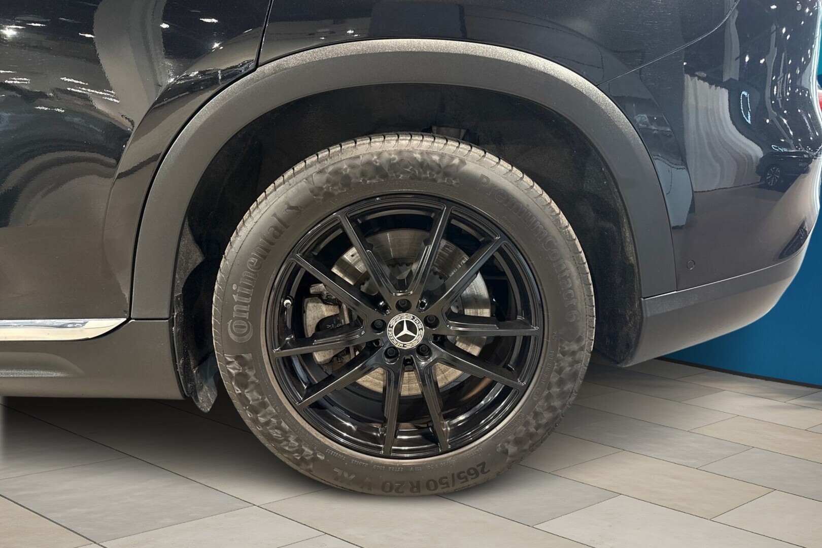 MERCEDES-BENZ EQS SUV 2023