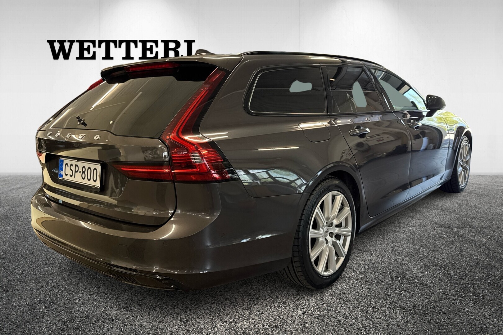 VOLVO V90 3