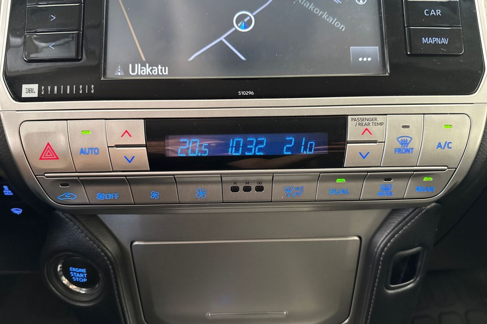 TOYOTA Land Cruiser 2018