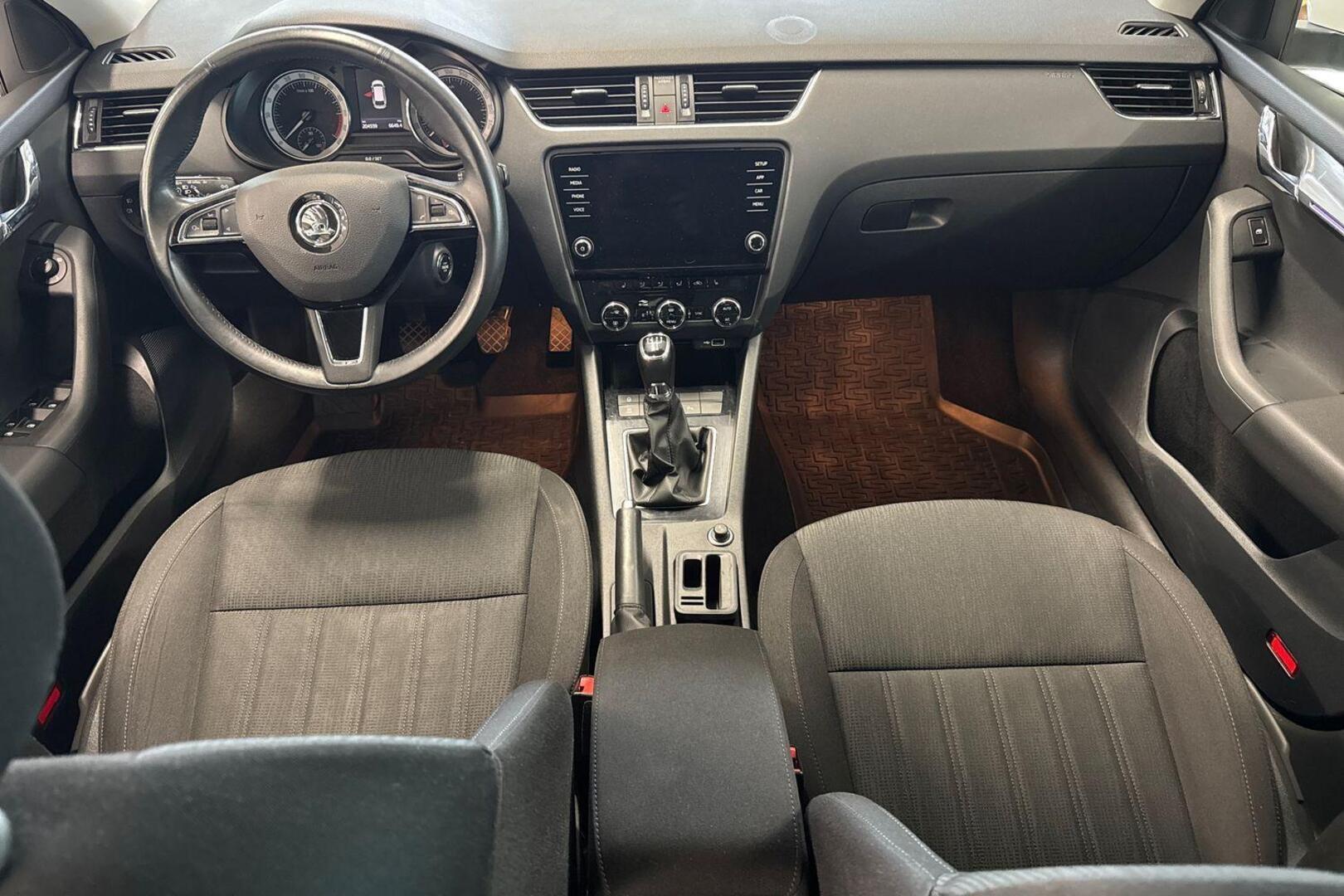 SKODA Octavia 10