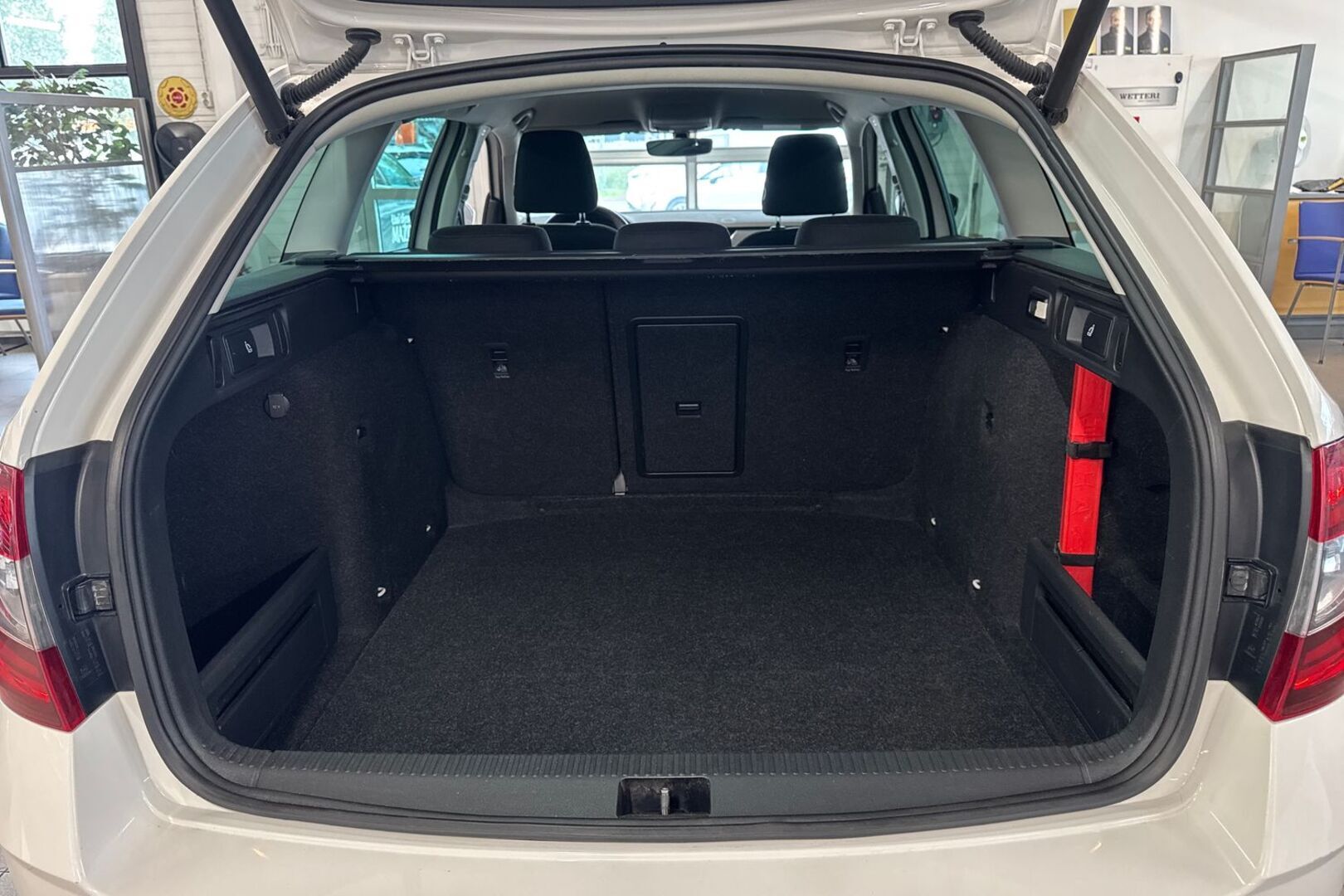 SKODA Octavia 12