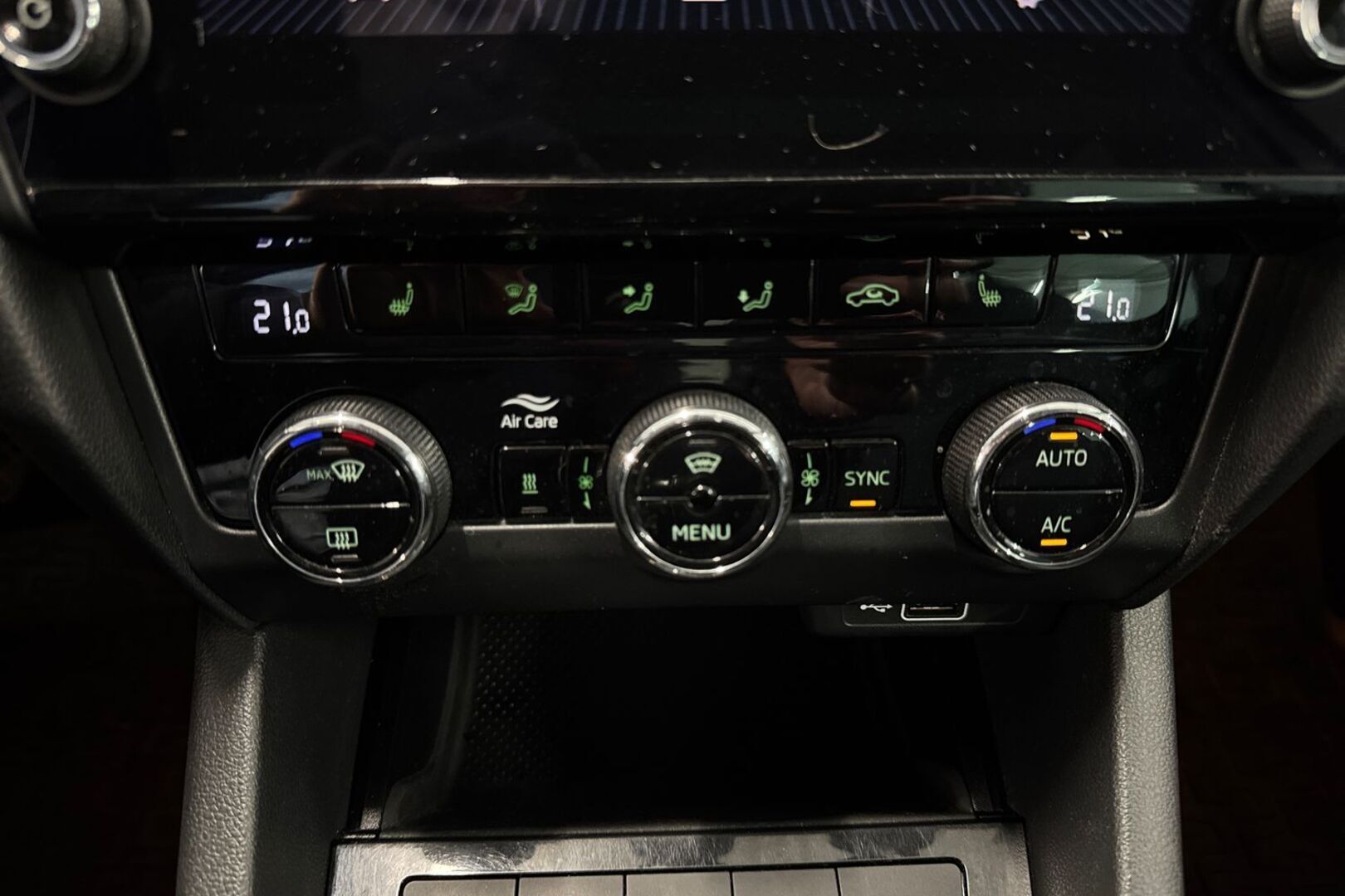 SKODA Octavia 18