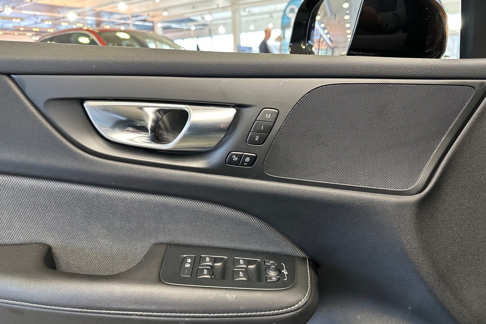VOLVO V60 2020