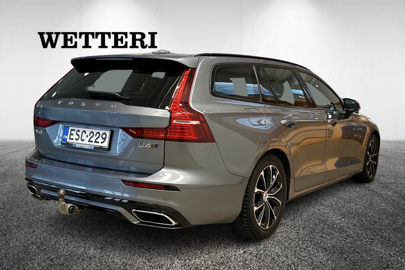 VOLVO V60 2020