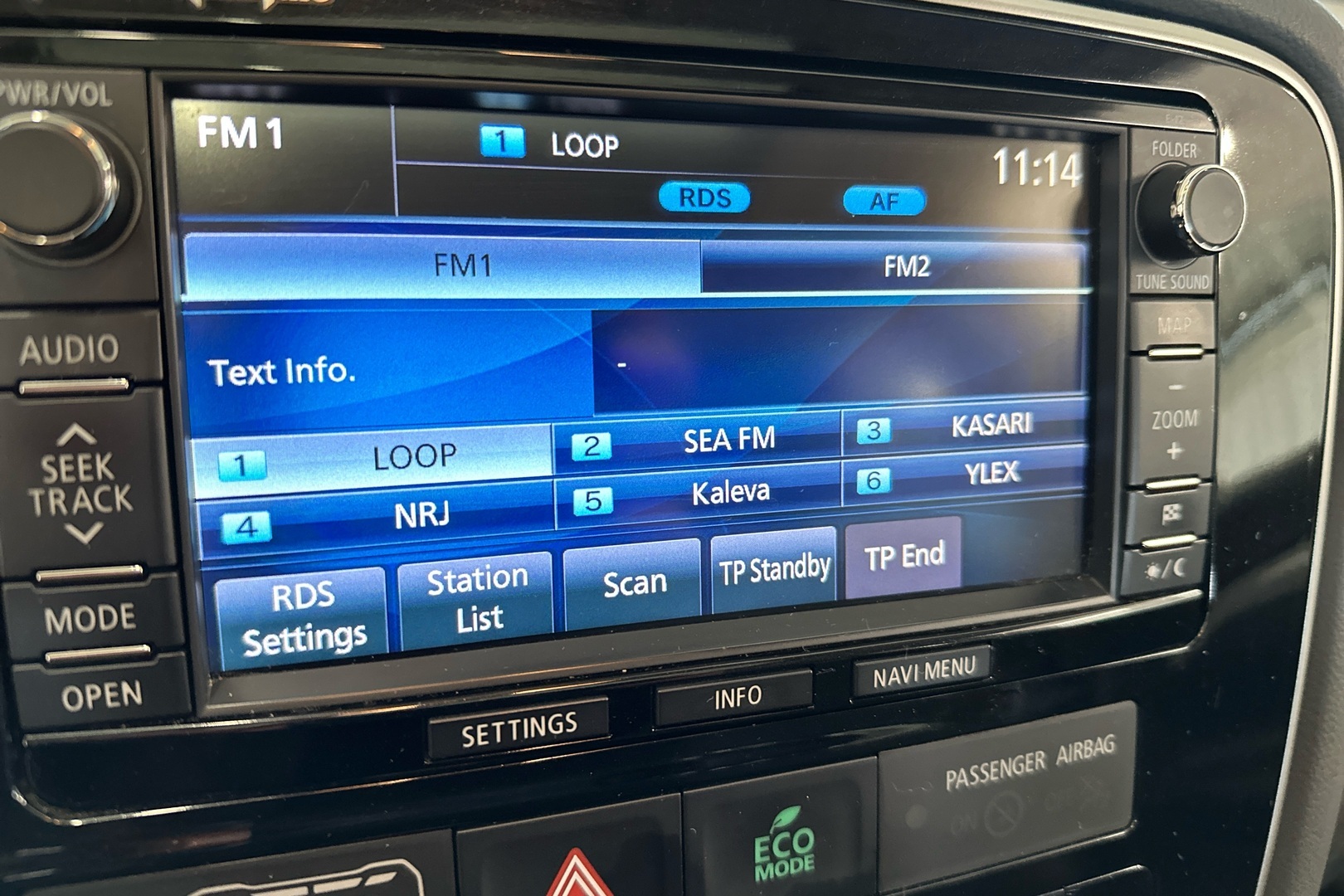 MITSUBISHI Outlander PHEV 2015