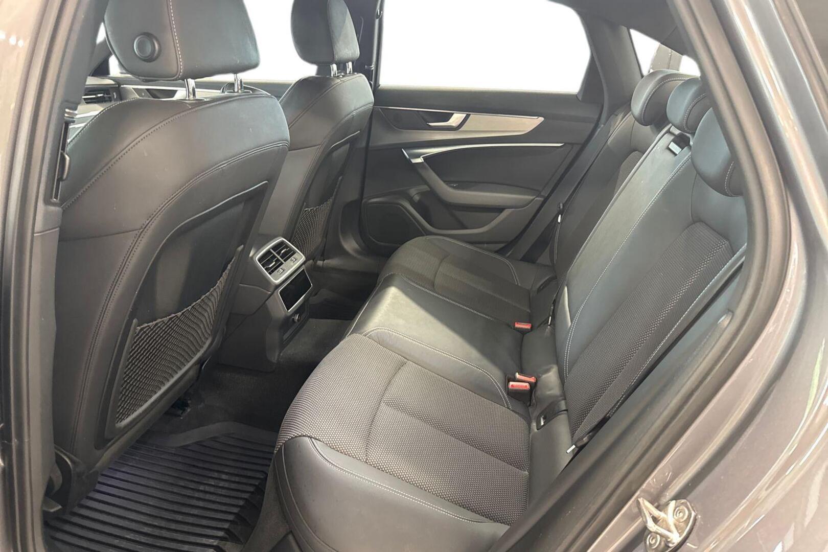 AUDI A6 11