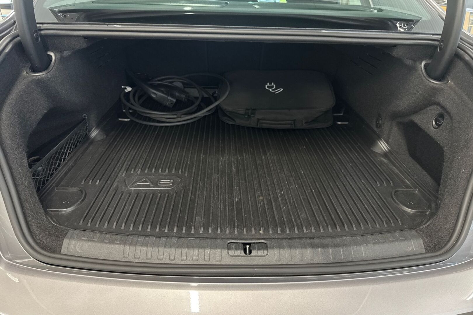 AUDI A6 12