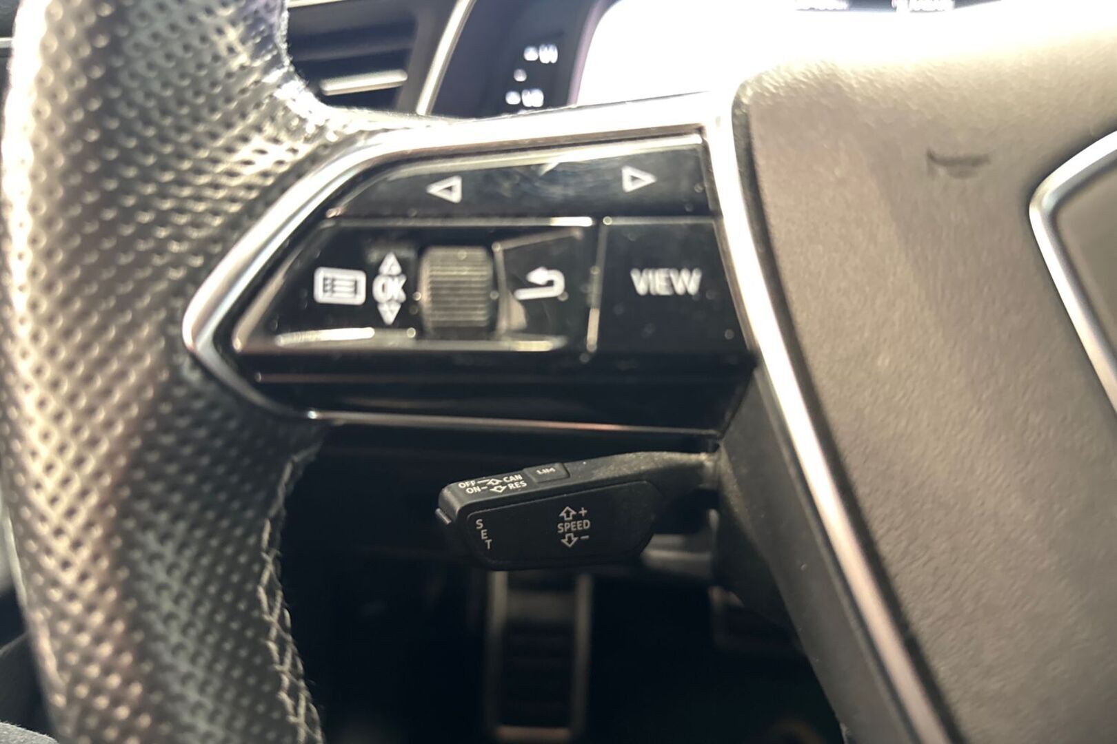 AUDI A6 23