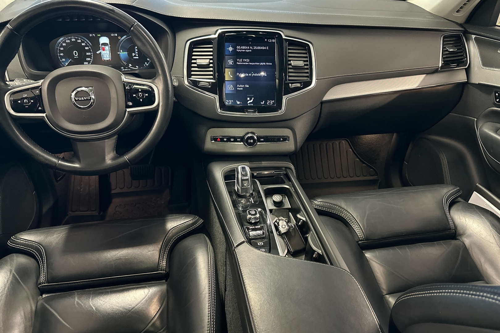 VOLVO XC90 2018