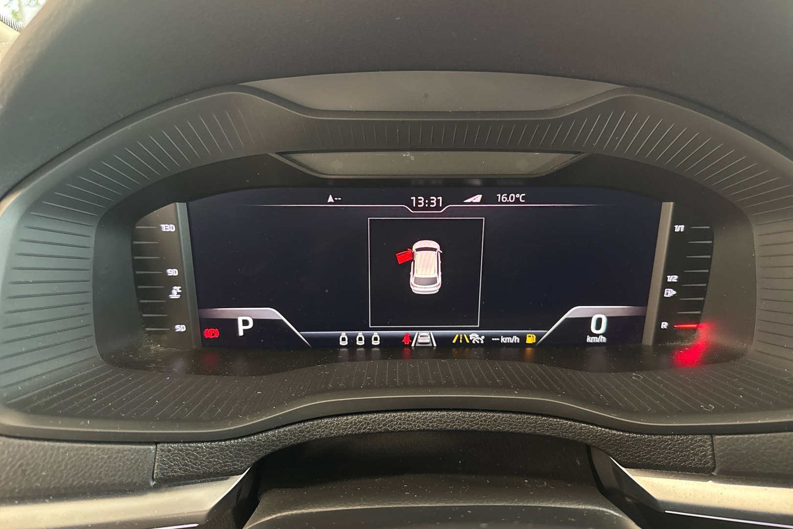 SKODA Karoq 2019