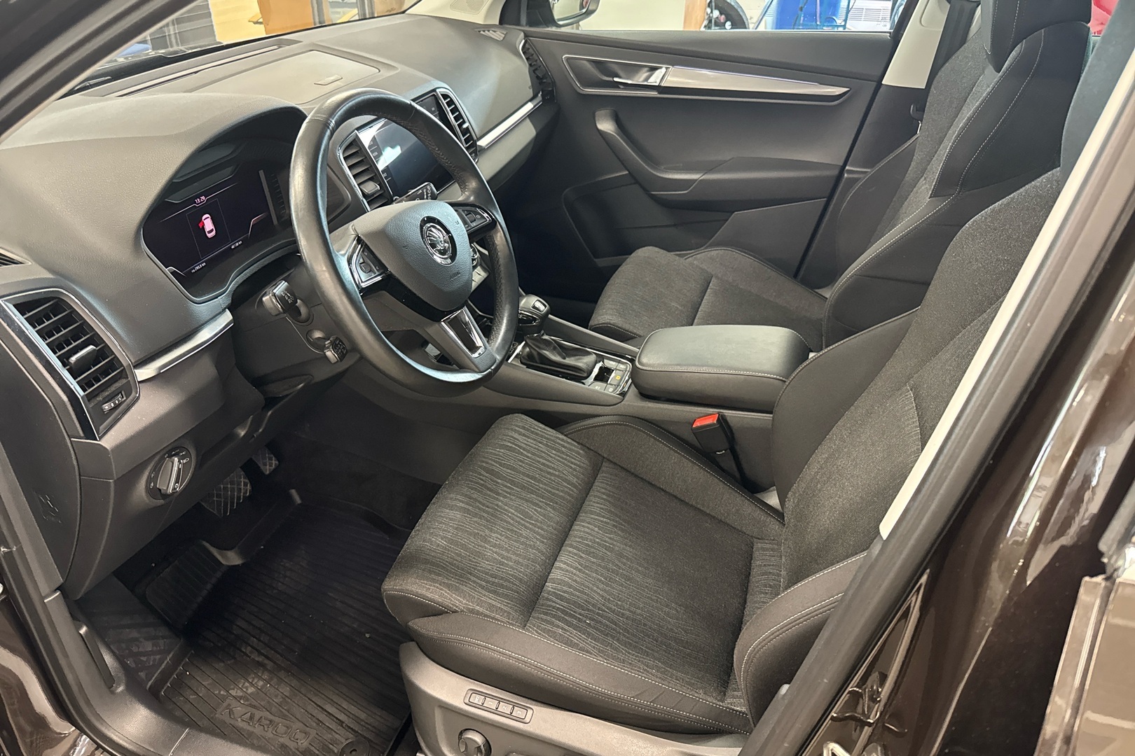 SKODA Karoq 2019