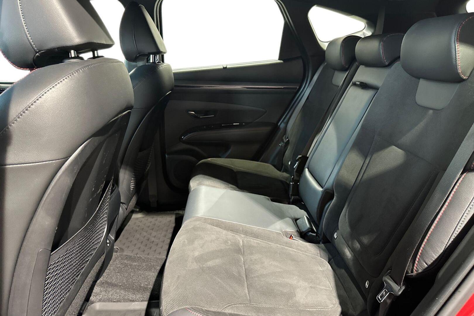 HYUNDAI Tucson 11