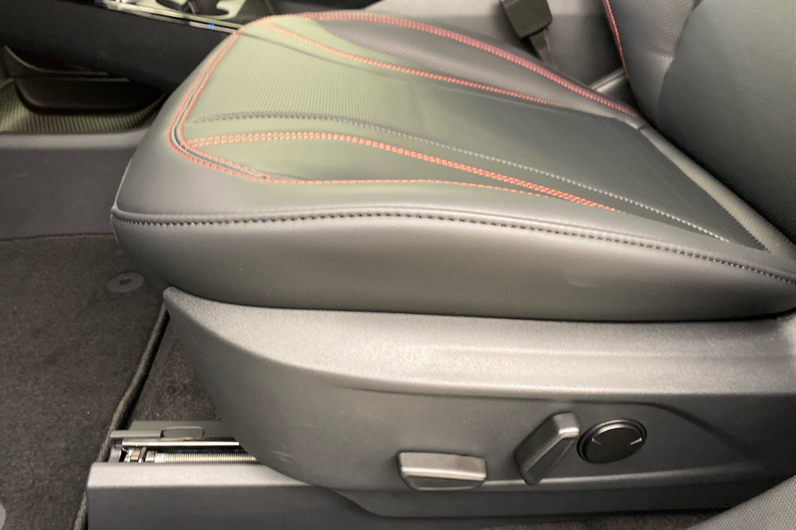 FORD Mustang Mach-E 2026