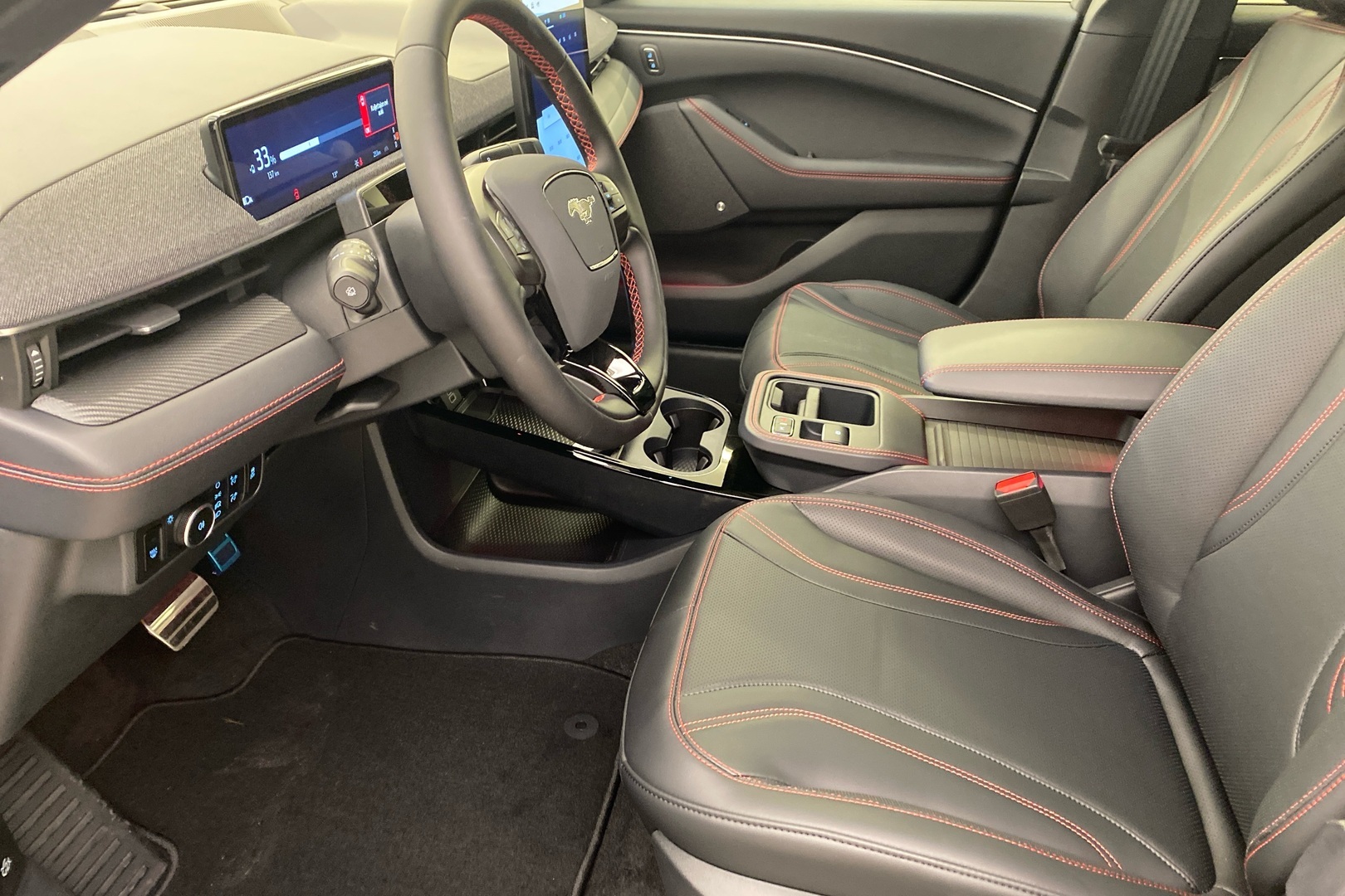 FORD Mustang Mach-E 2026