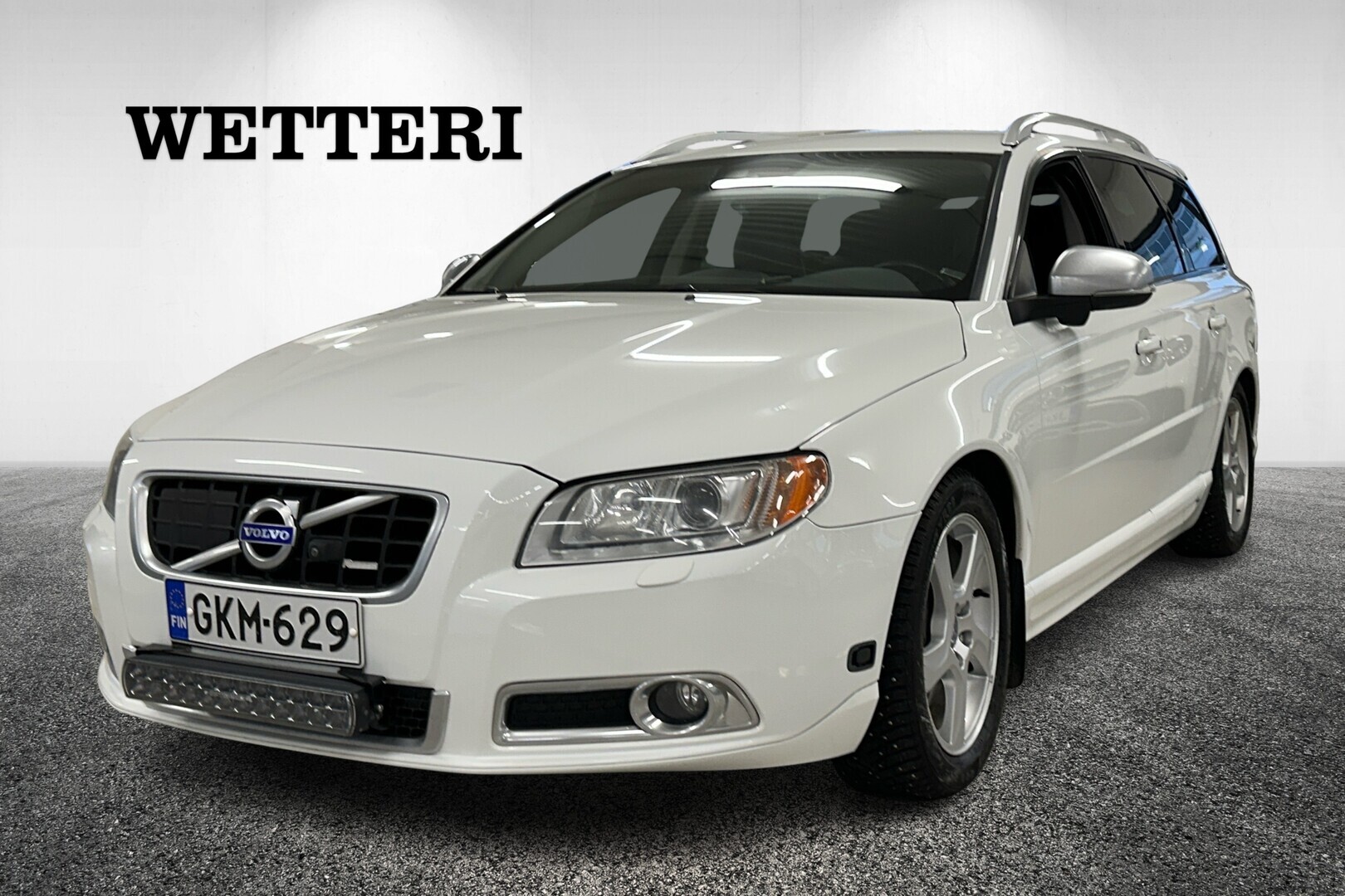 VOLVO V70 2012