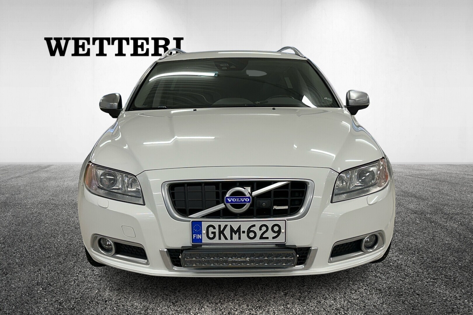 VOLVO V70 2012