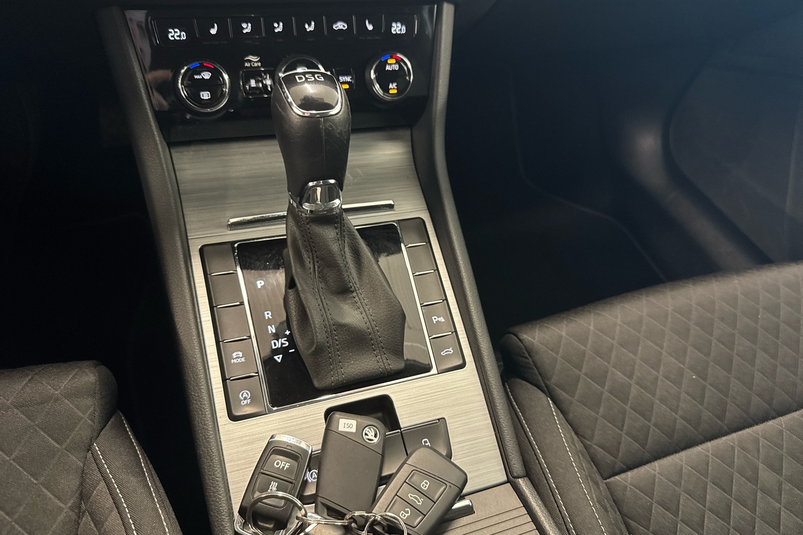 SKODA Superb 2021