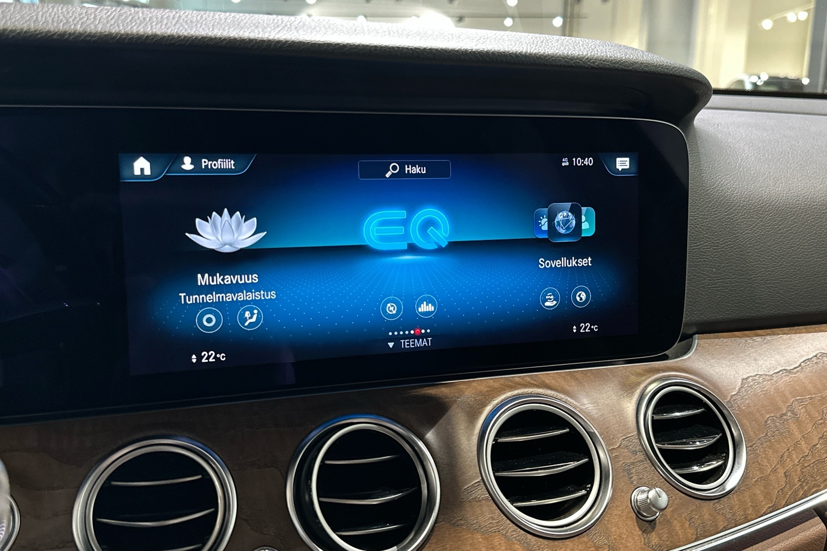 MERCEDES-BENZ E 2021