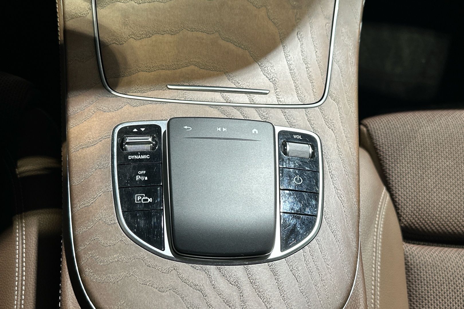 MERCEDES-BENZ E 2021