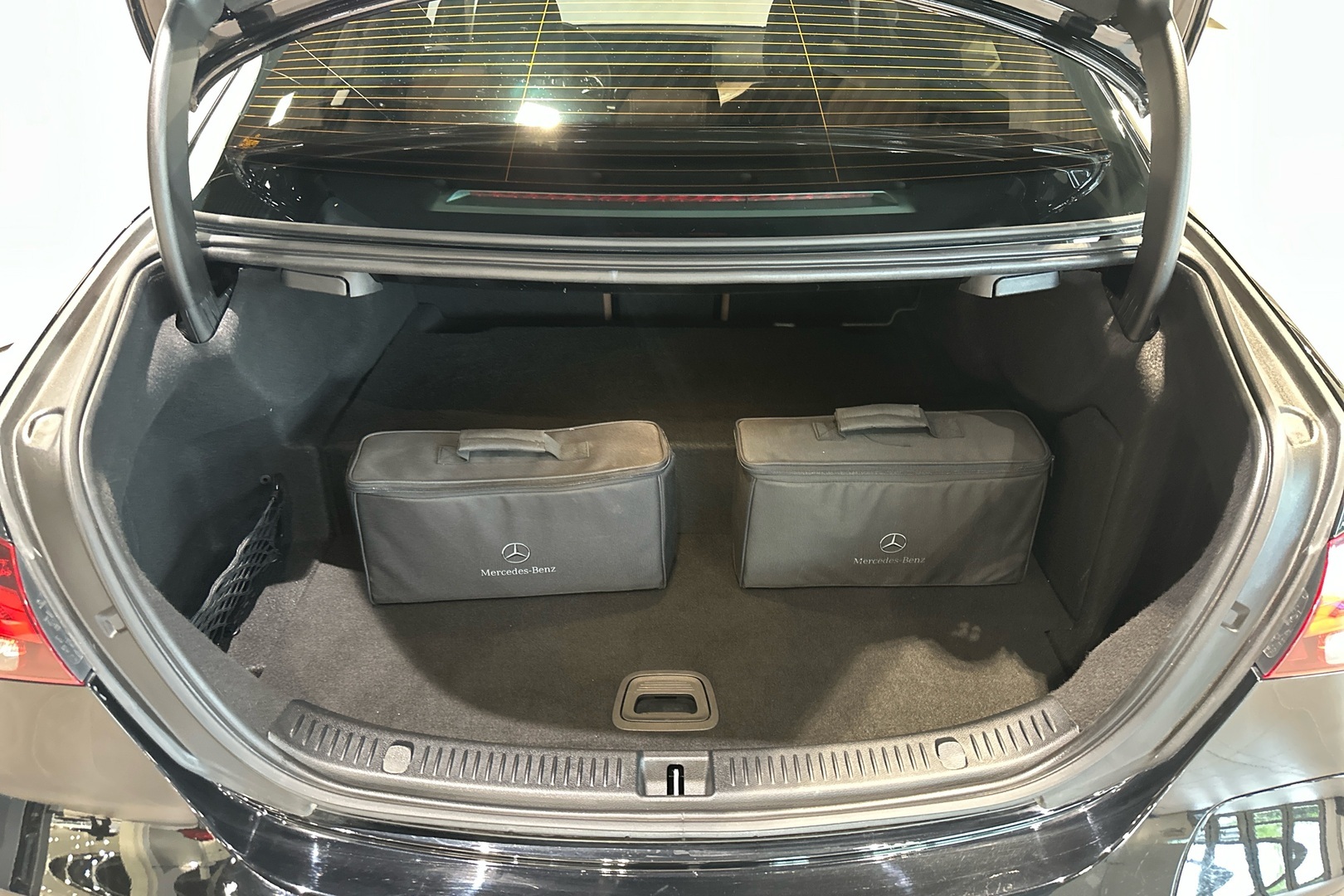 MERCEDES-BENZ E 2021