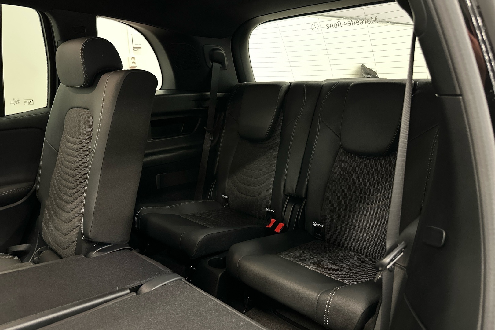 MERCEDES-BENZ EQB 2025