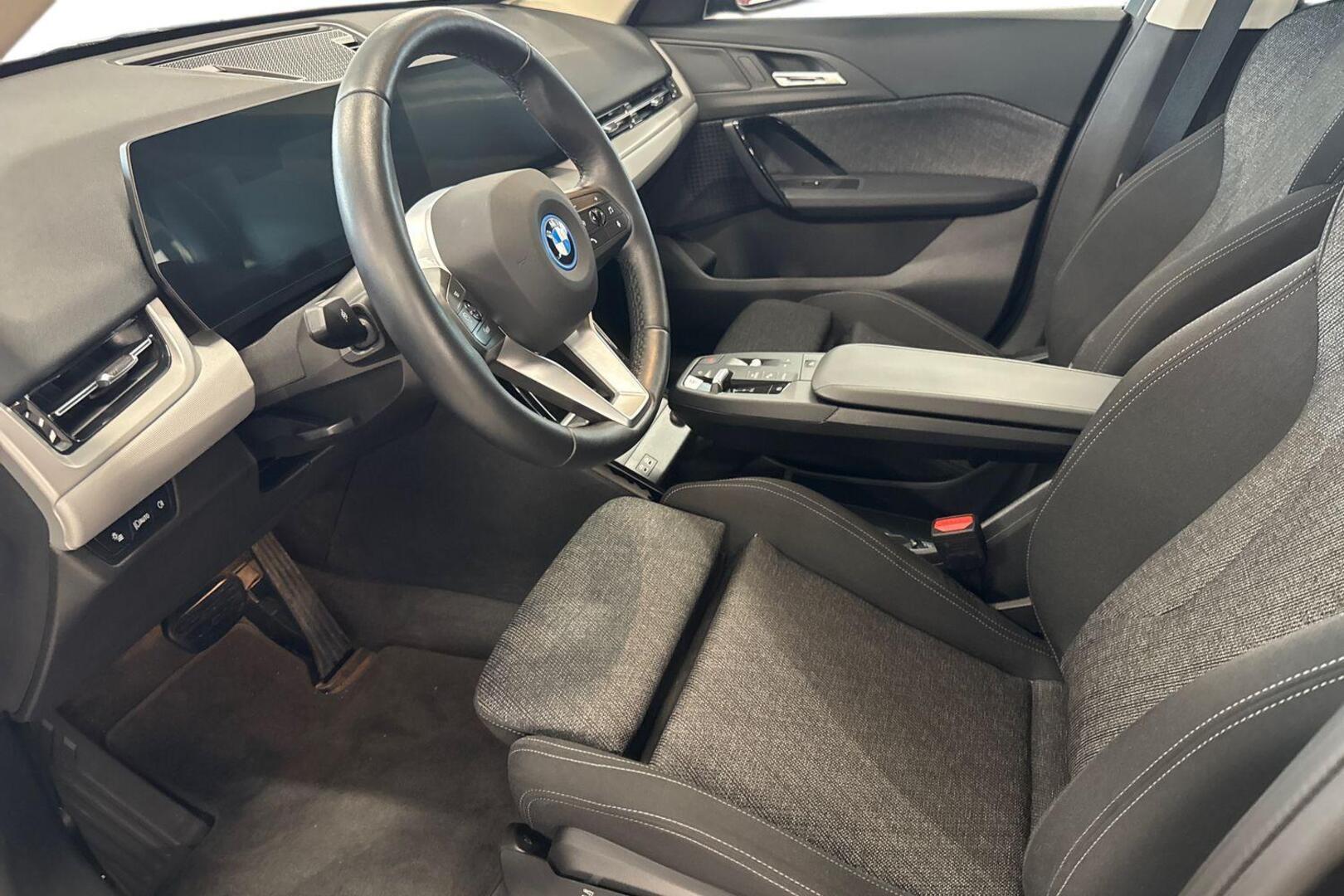 BMW X1 8