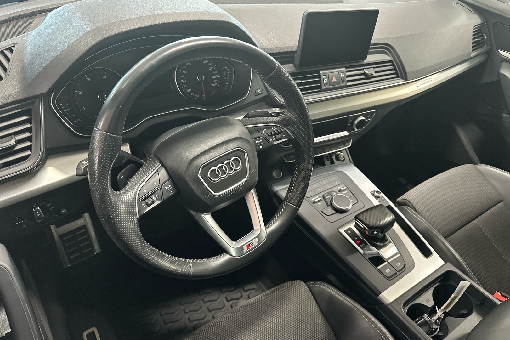 AUDI Q5 2018