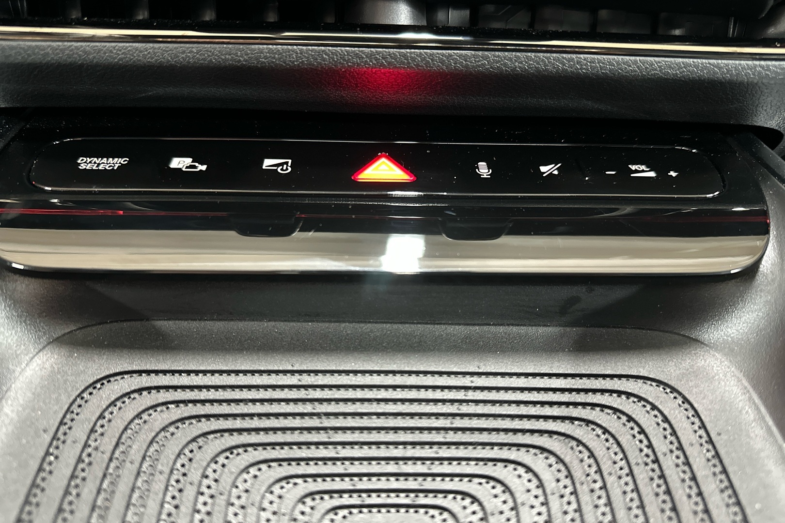 MERCEDES-BENZ CLA 2025