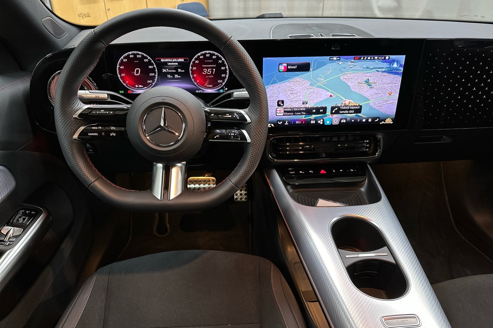 MERCEDES-BENZ CLA 2025