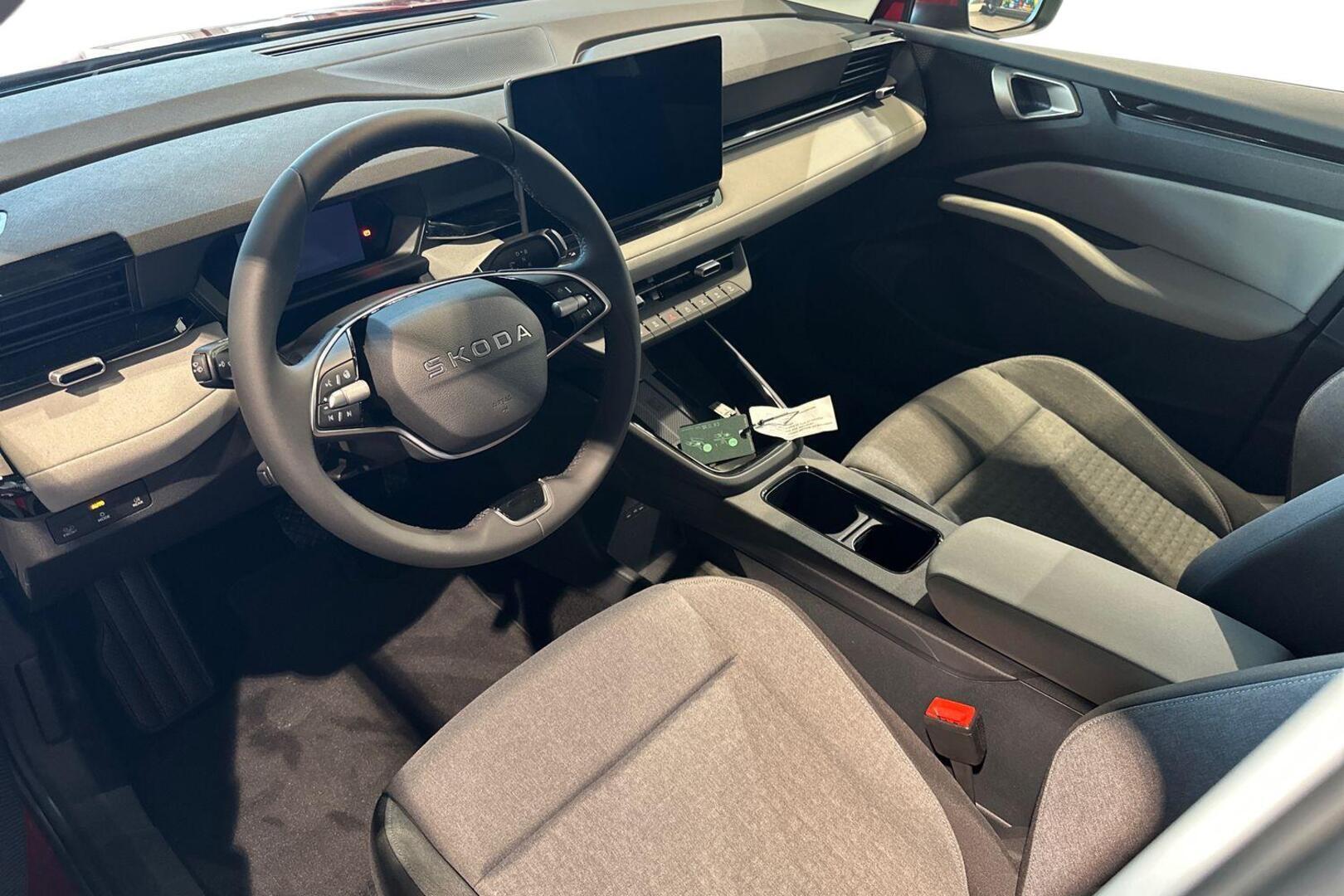 SKODA Epiq 8