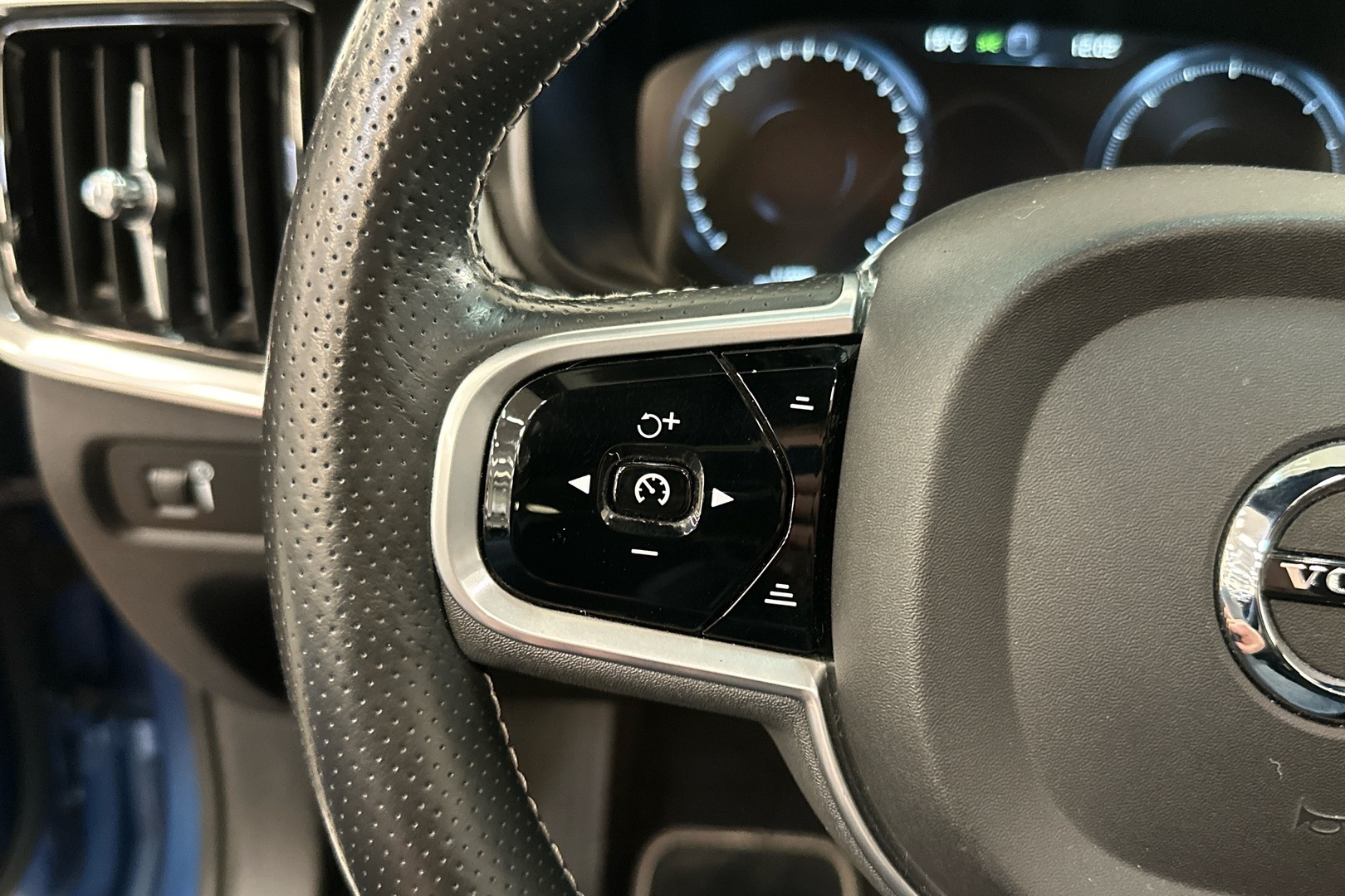 VOLVO S90 2018