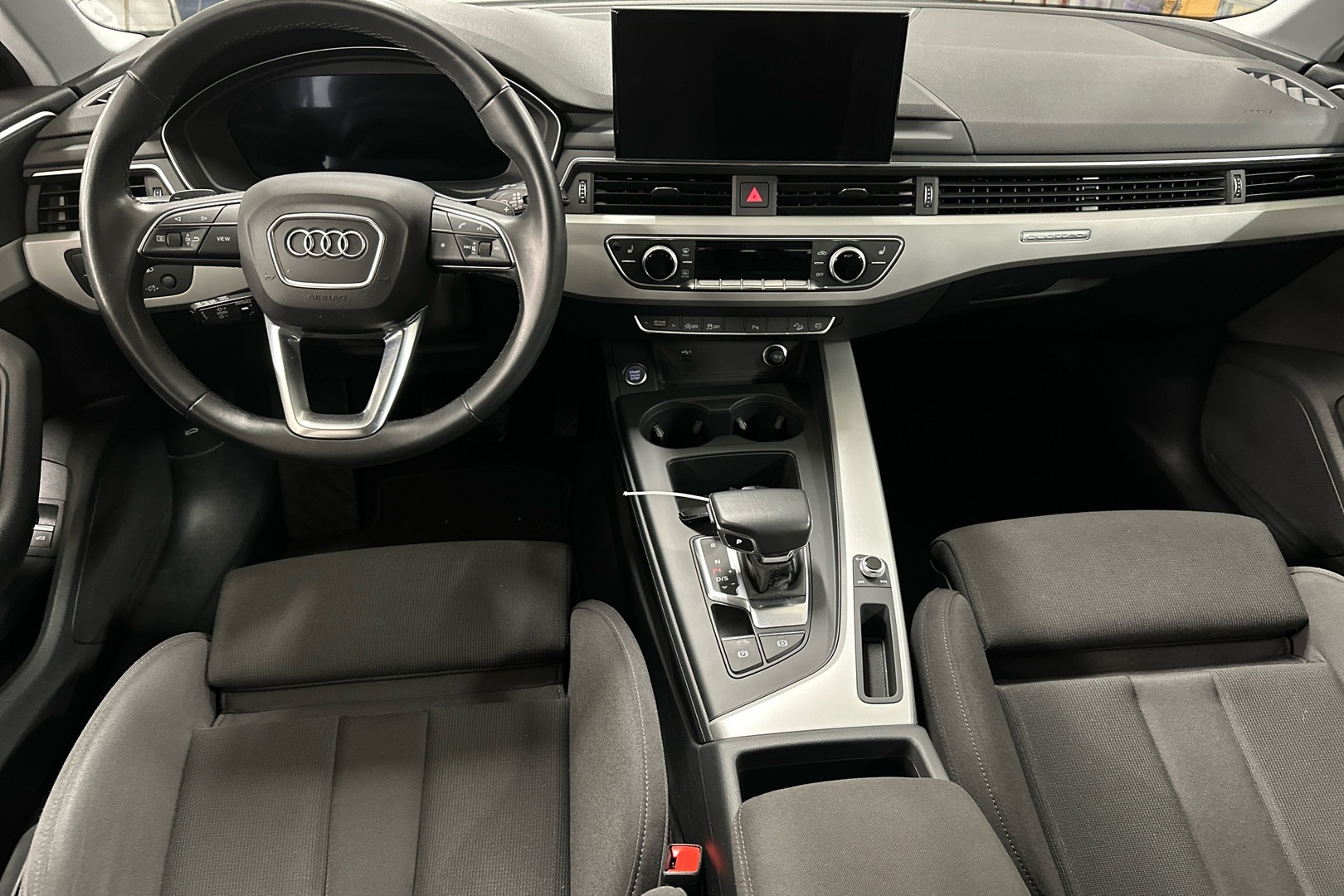 AUDI A4 allroad quattro 2021