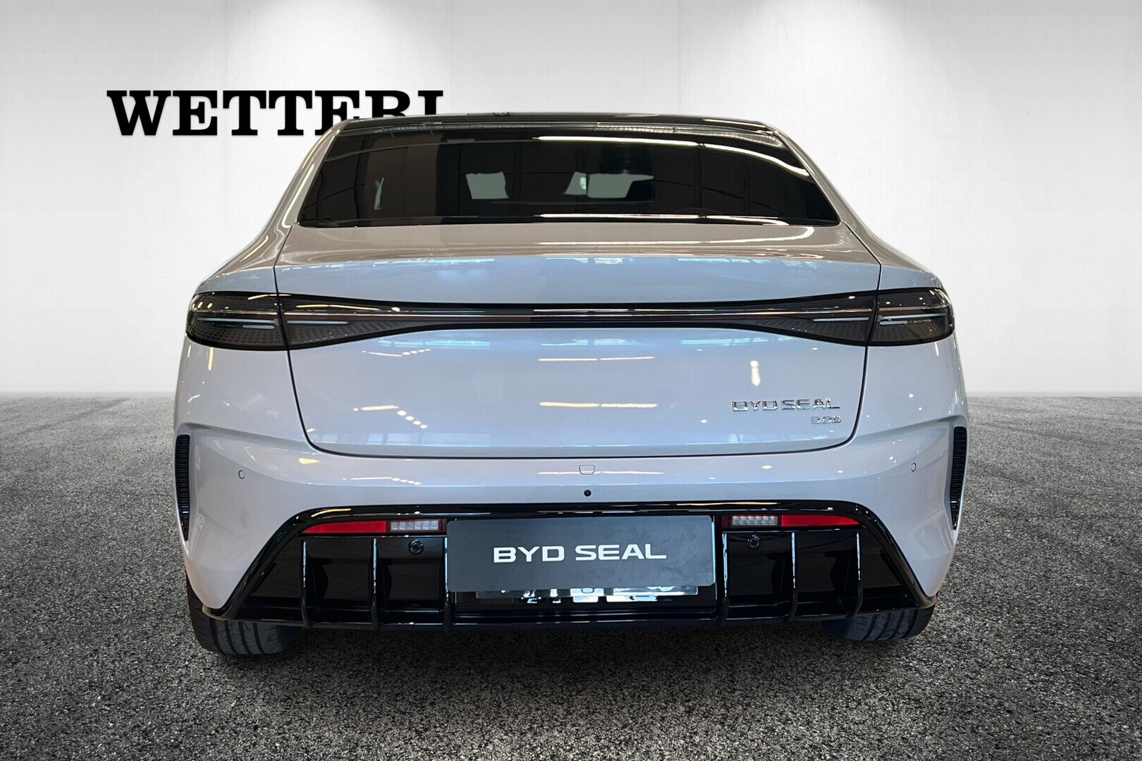 BYD Seal 4