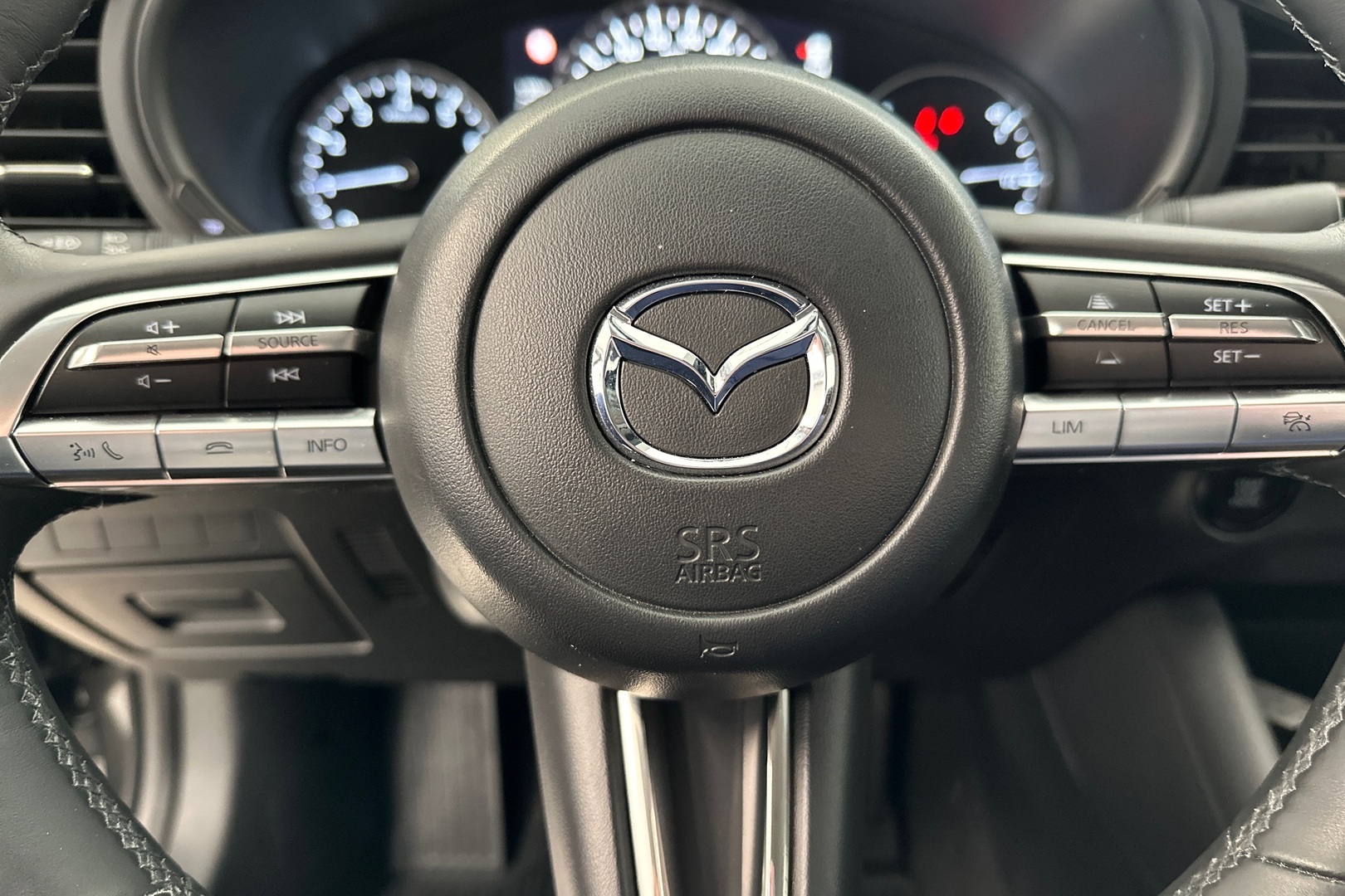 MAZDA Mazda3 2020