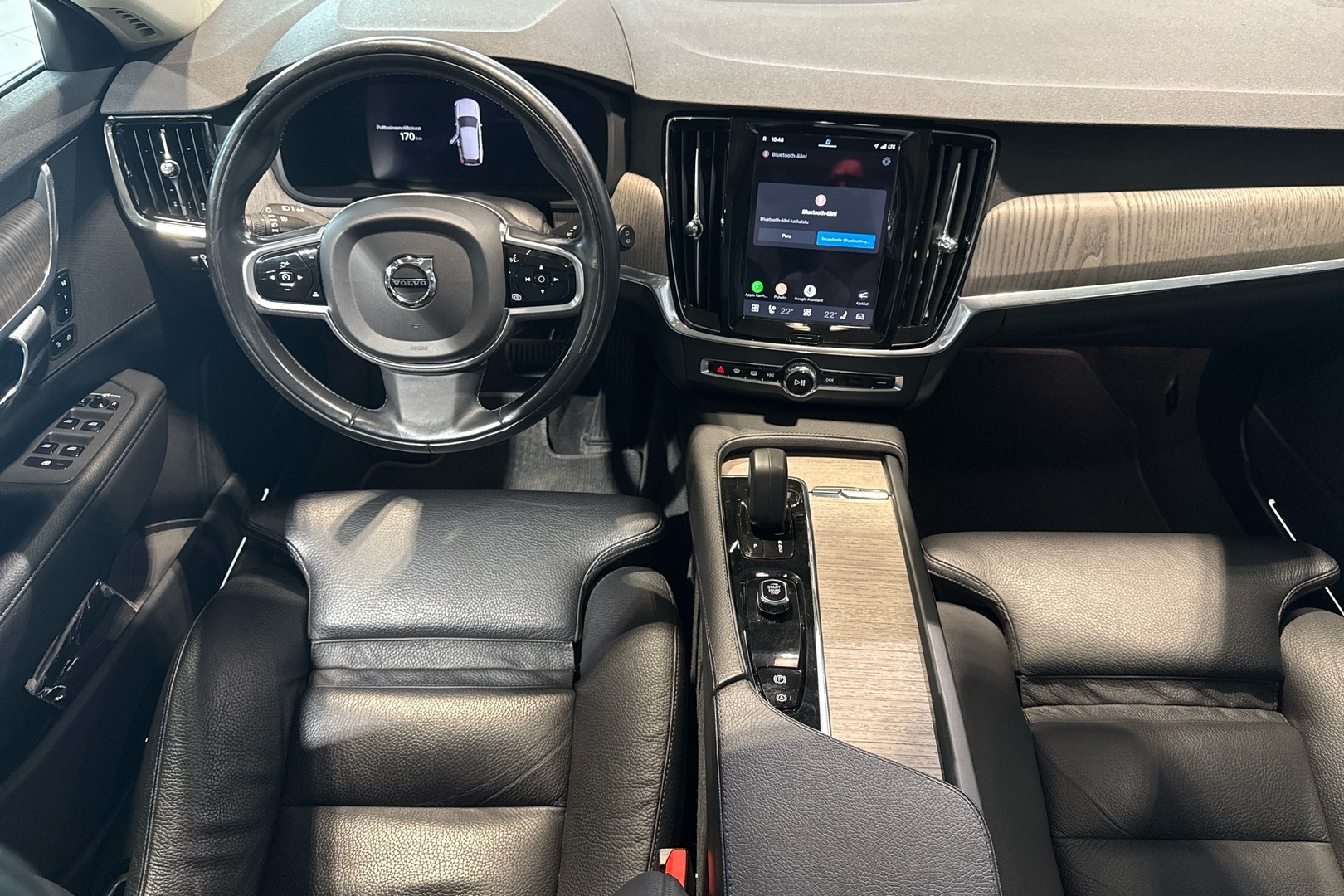VOLVO V90 Cross Country 2022