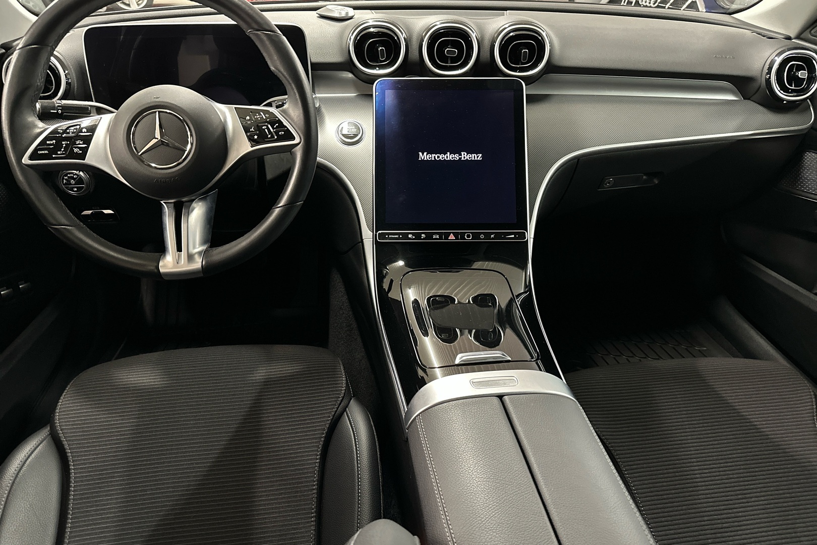 MERCEDES-BENZ C 2023