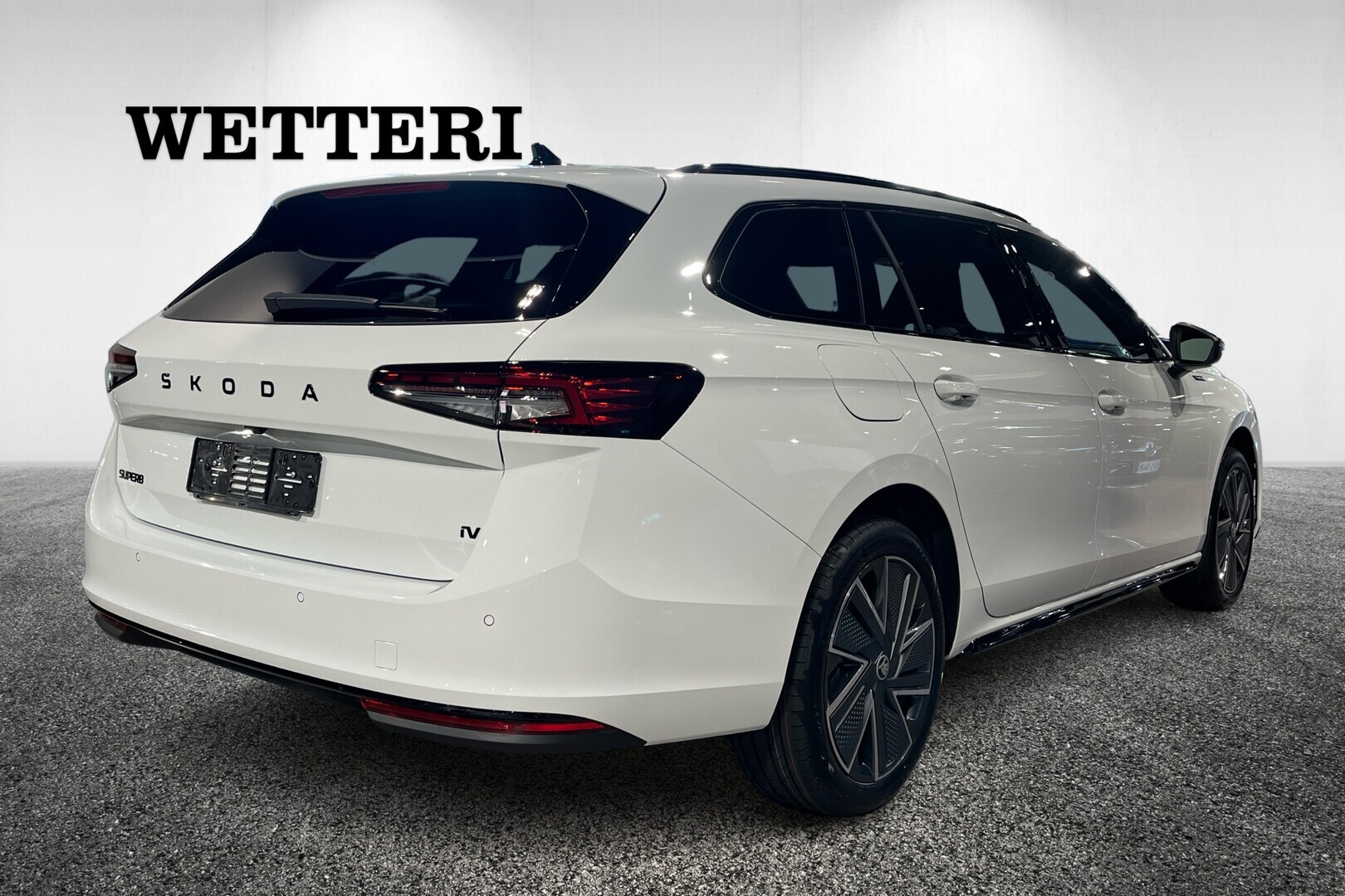SKODA Superb 2025
