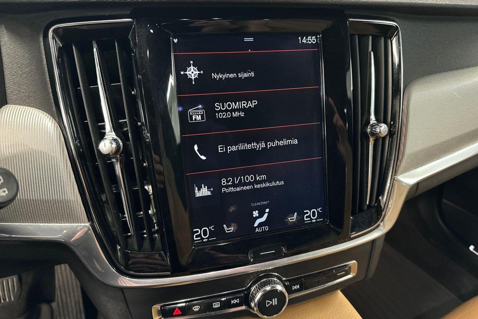 VOLVO V90 16