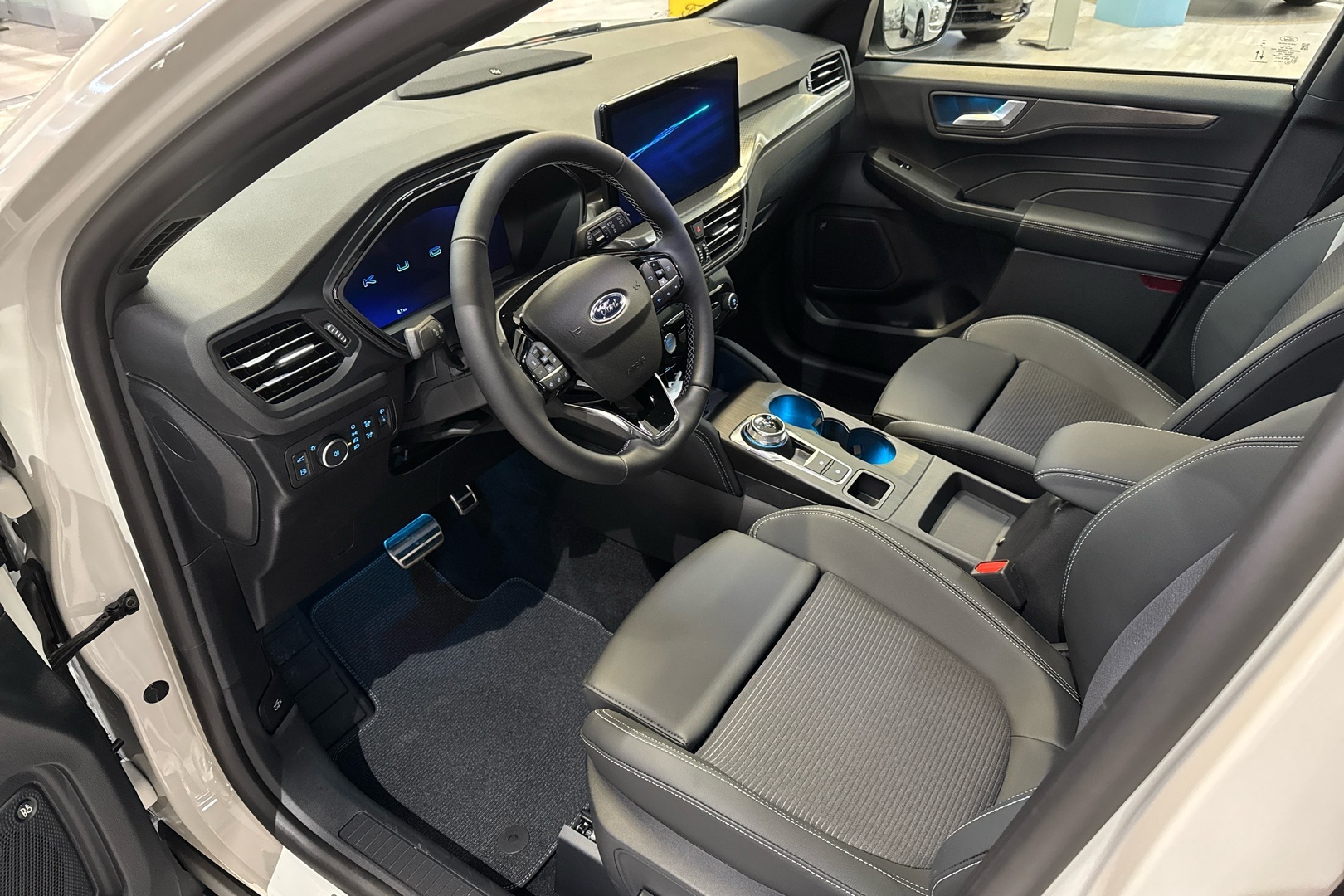 FORD Kuga 2026