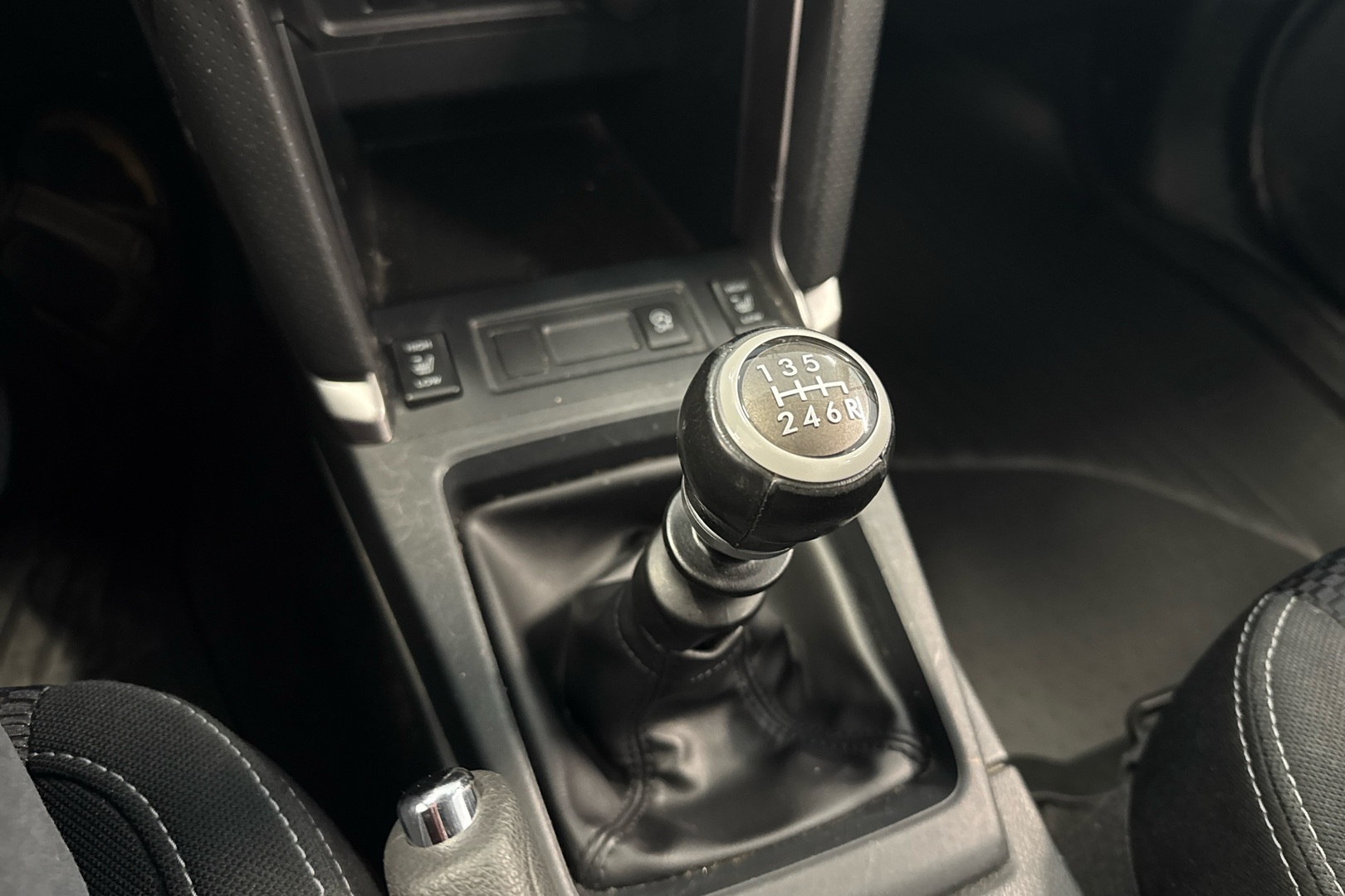 SUBARU Forester 2017