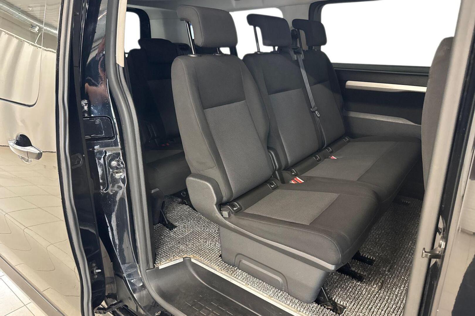 TOYOTA Proace Verso 16