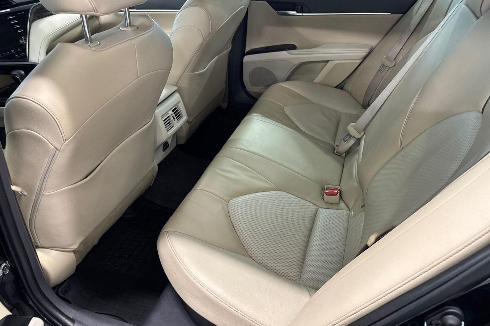 TOYOTA Camry 2020