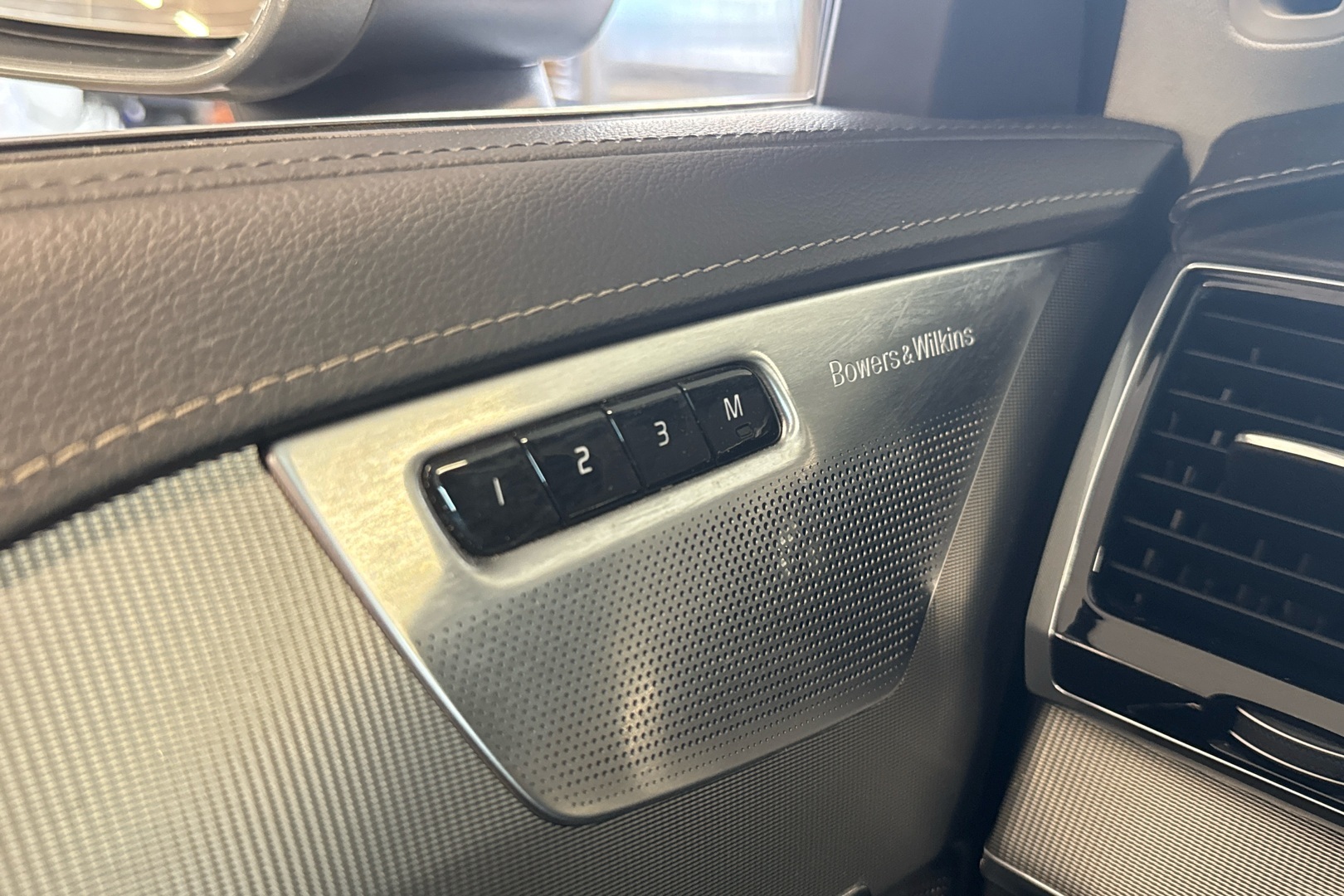 VOLVO XC90 2020