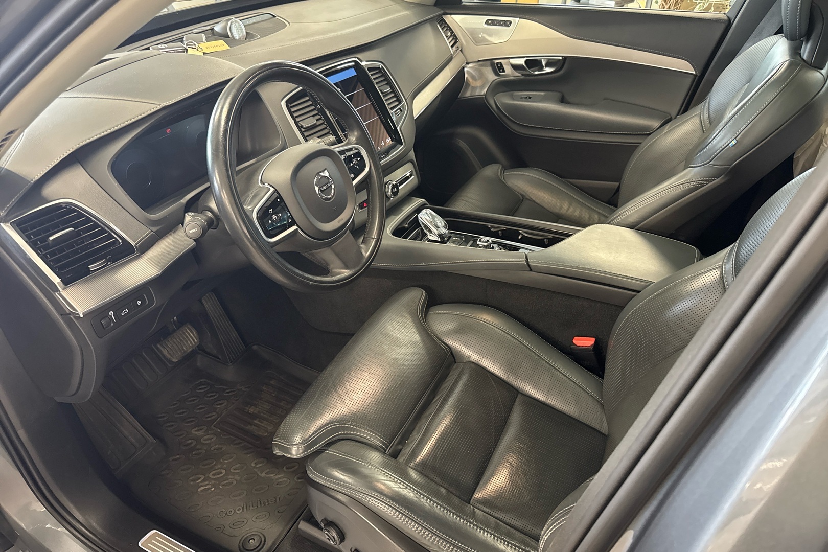 VOLVO XC90 2020
