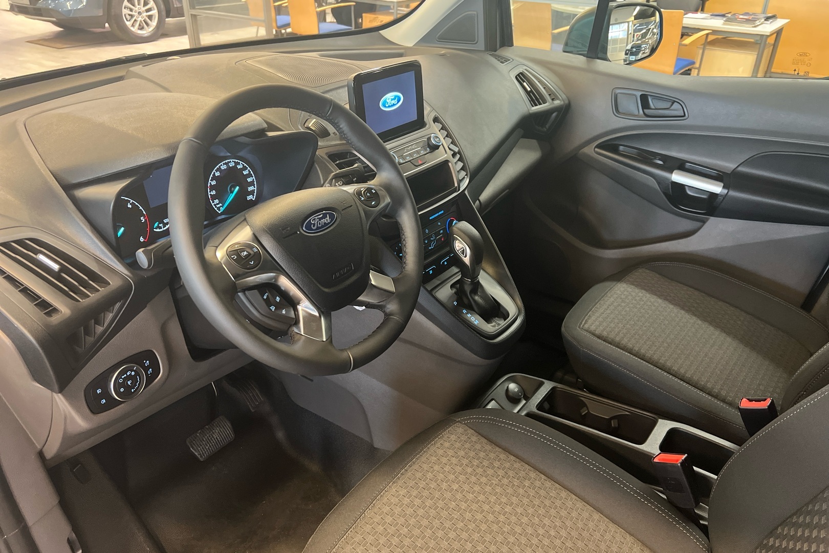 FORD Transit Connect 2024