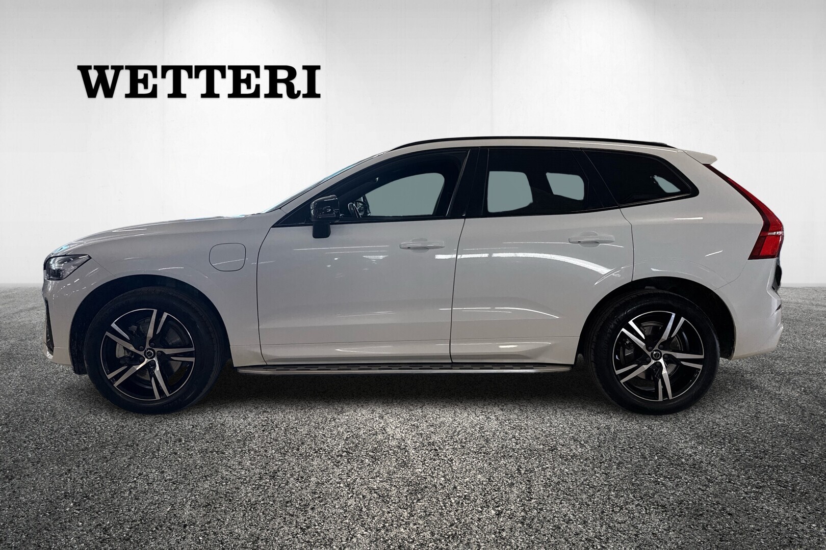 VOLVO XC60 2022